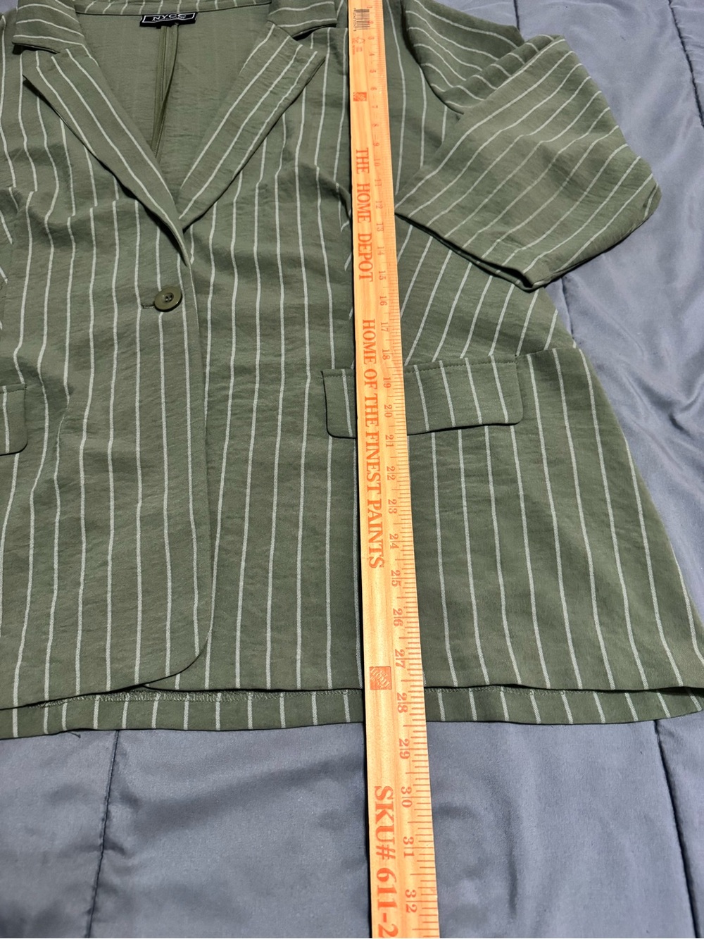 New York & Company Olive Pinstripe Single-Button 3/4 Sleeve lightweight Blazer - Picture 5 of 5